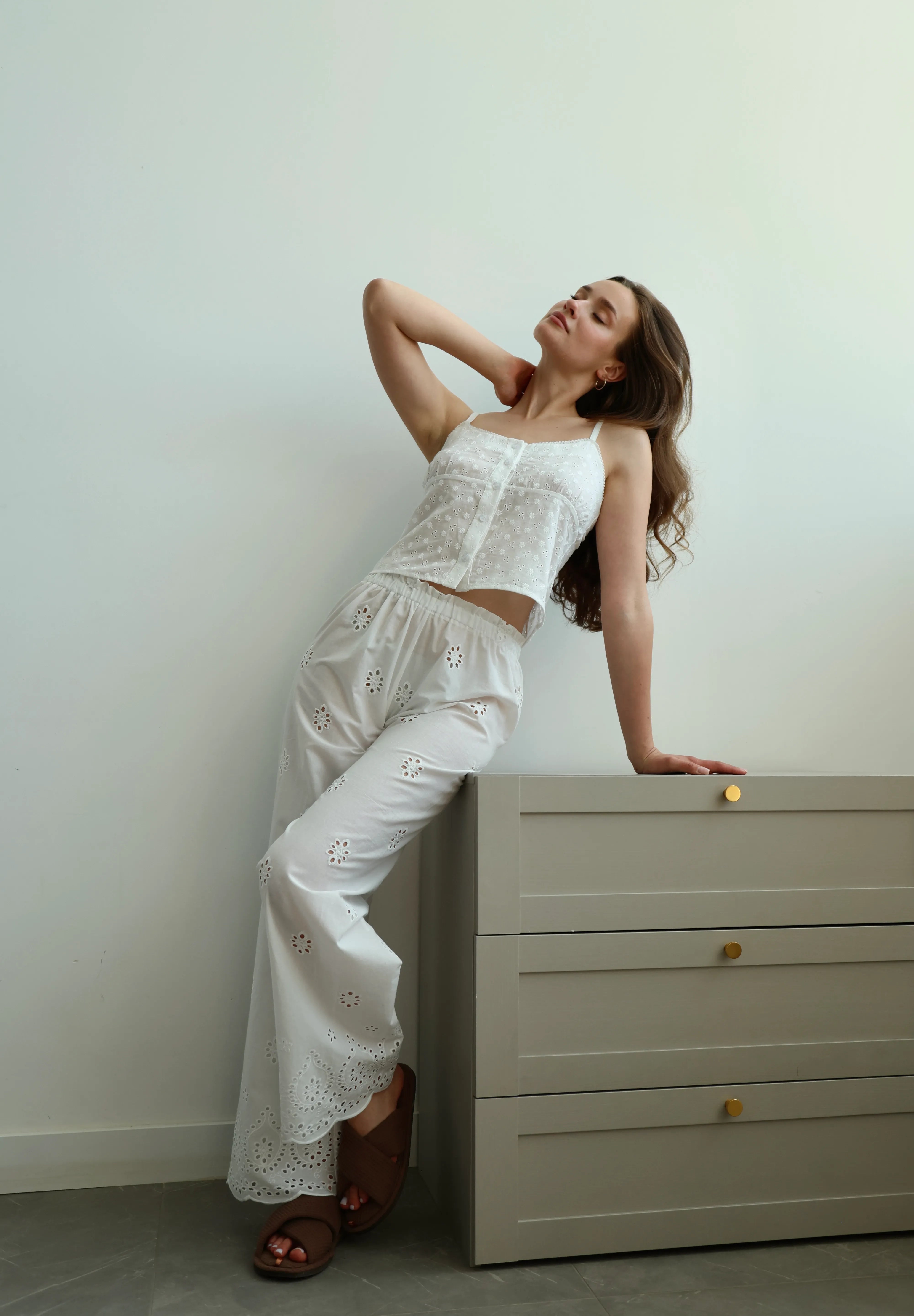 Pants Mono brocade openwork design "flower"