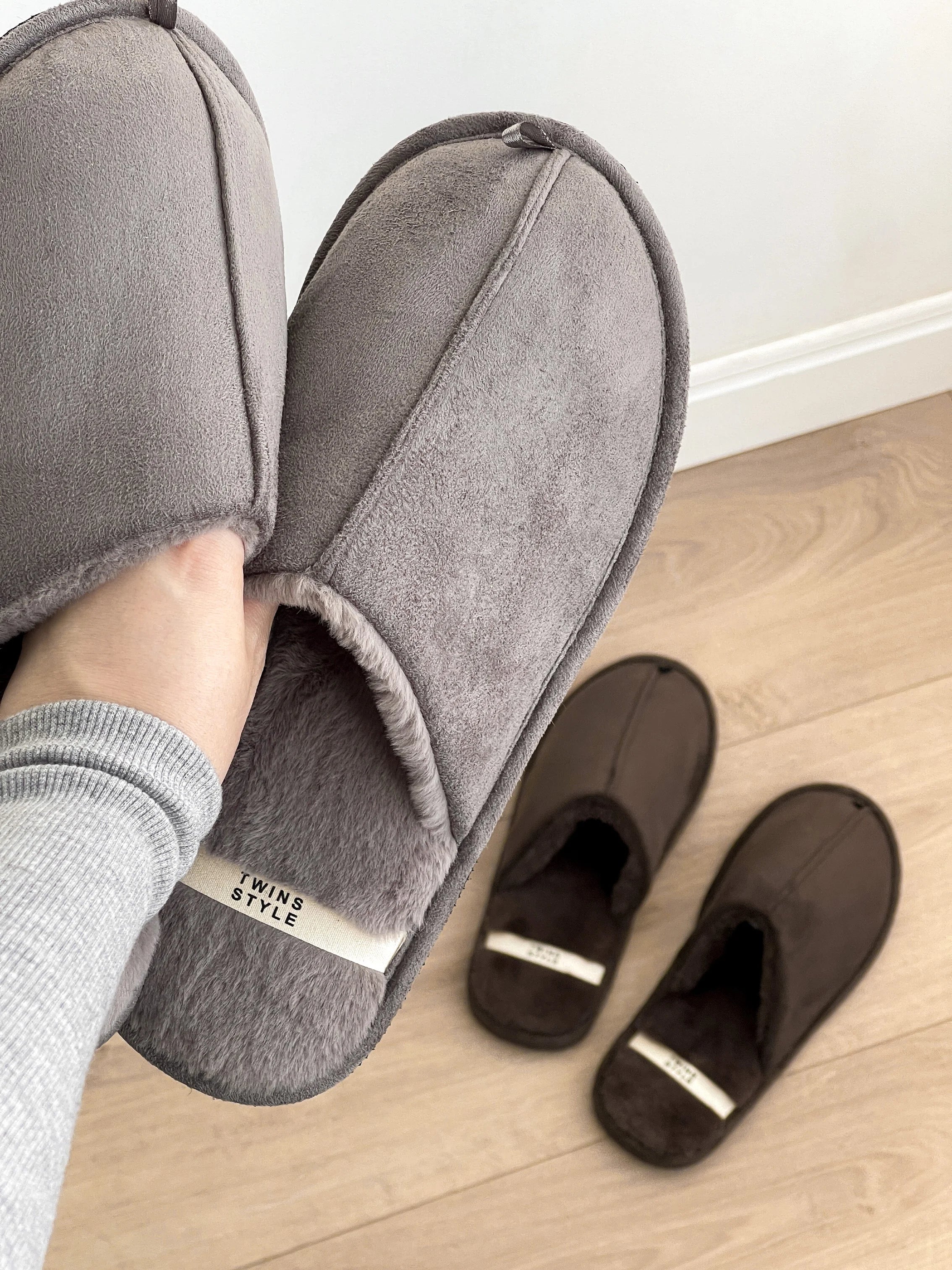 Men's slippers HS-LUX suede with fur gray