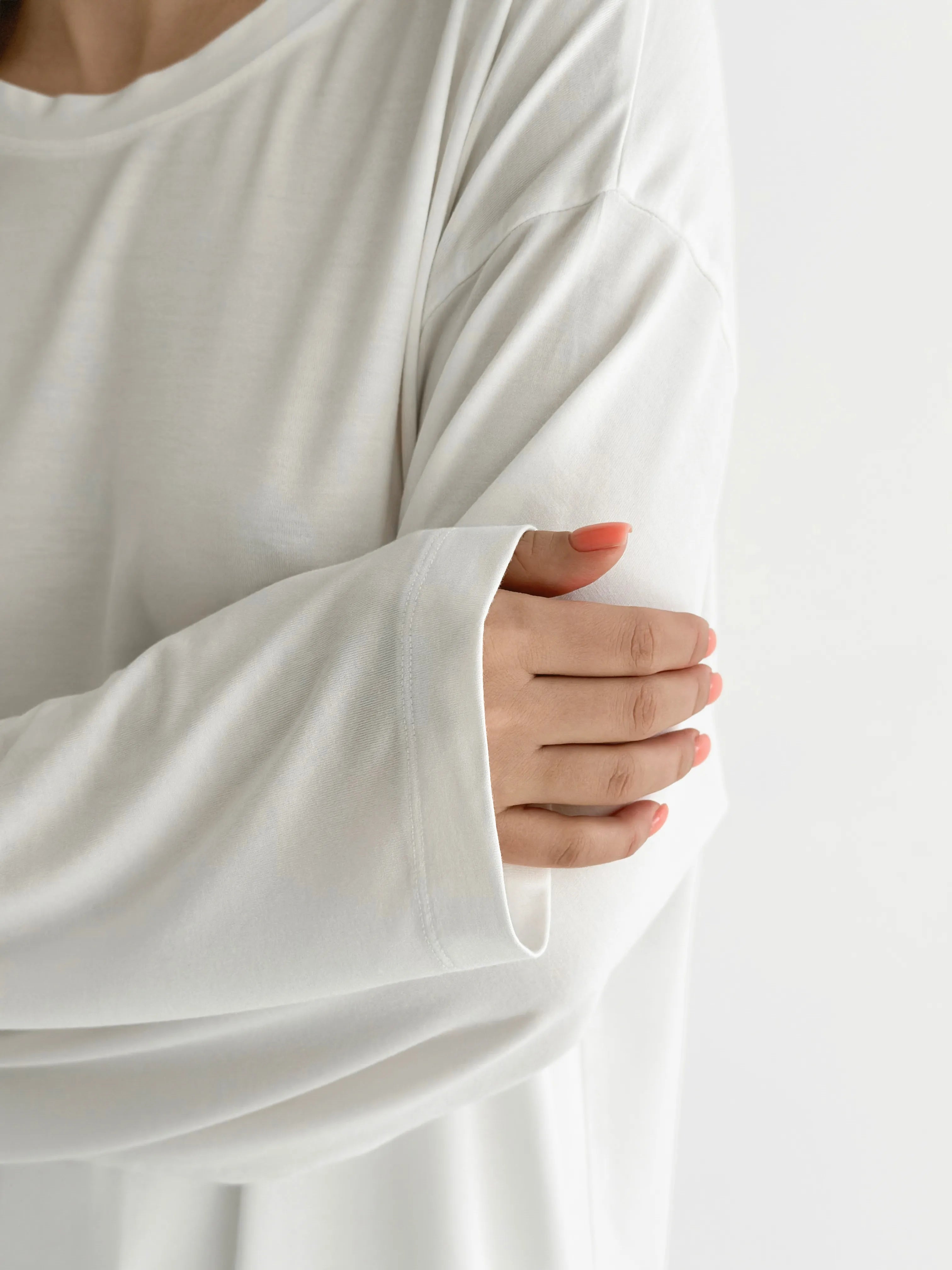 Modal Long-sleeved suit with wide trousers, milky