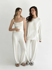 Modal Long-sleeved suit with wide trousers, milky