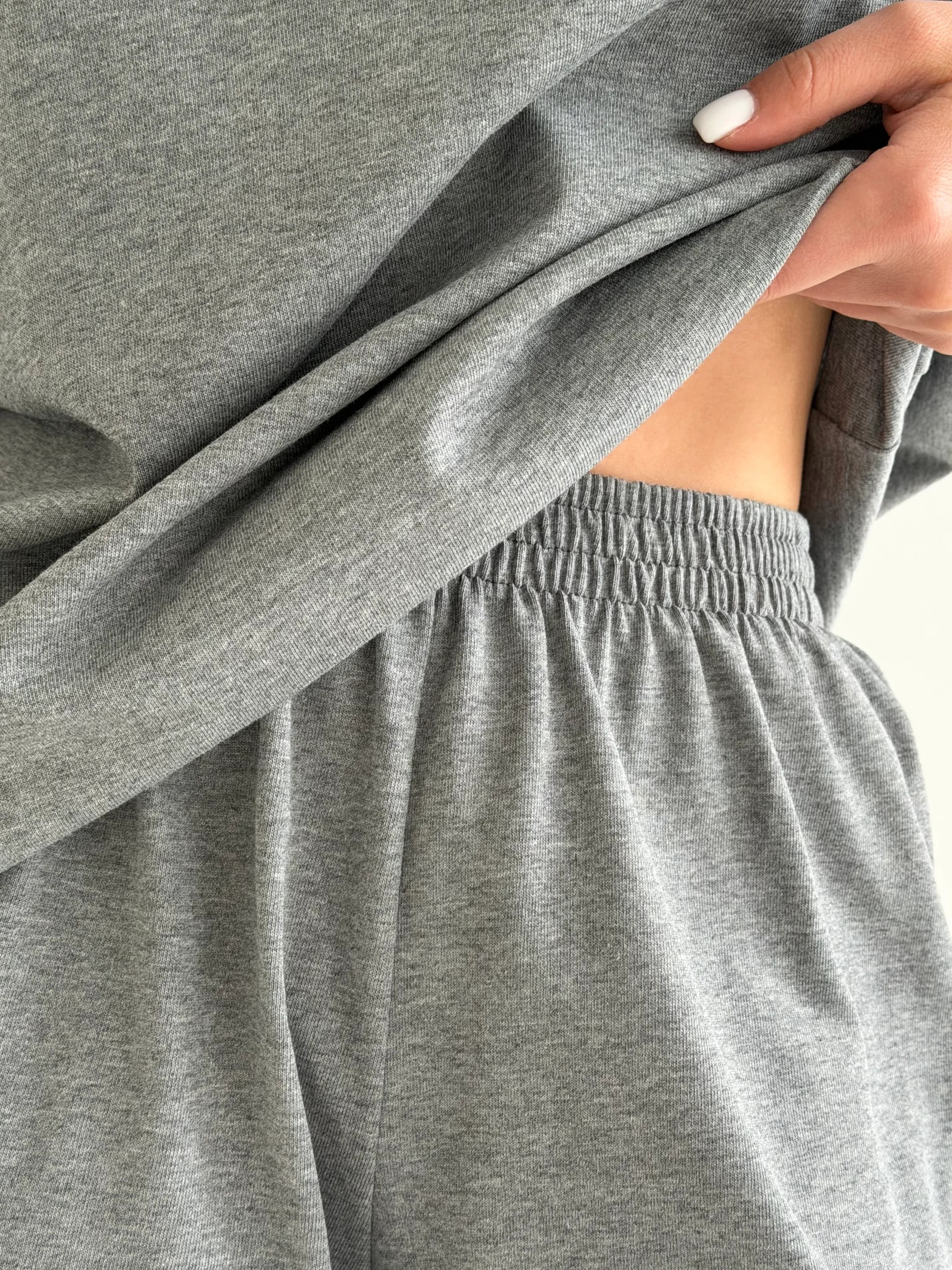 Knitwear suit T-shirt and pants, gray
