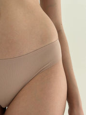 Underwear panties thong seamless beige