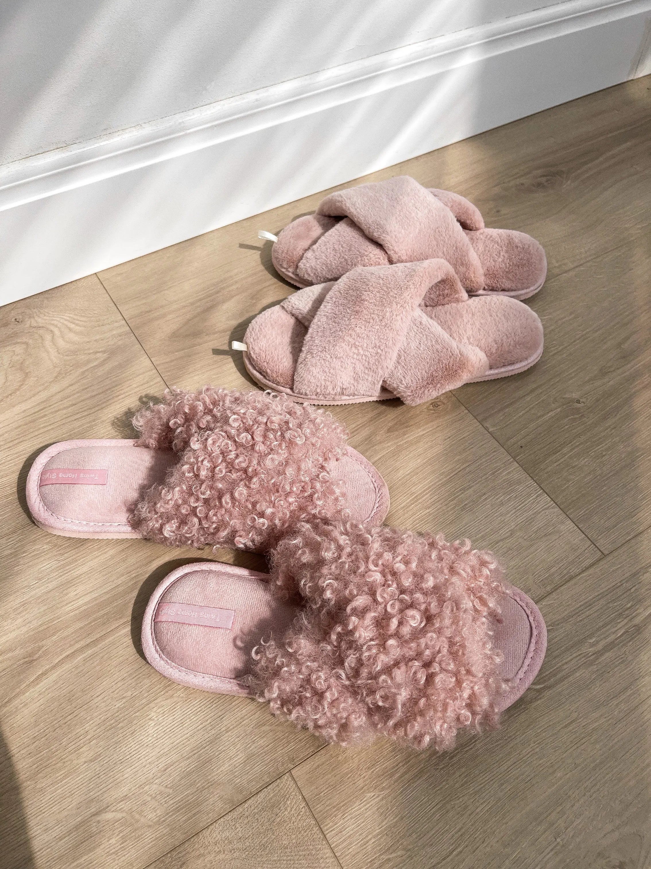 Women's slippers HS-LUX fur cross pink