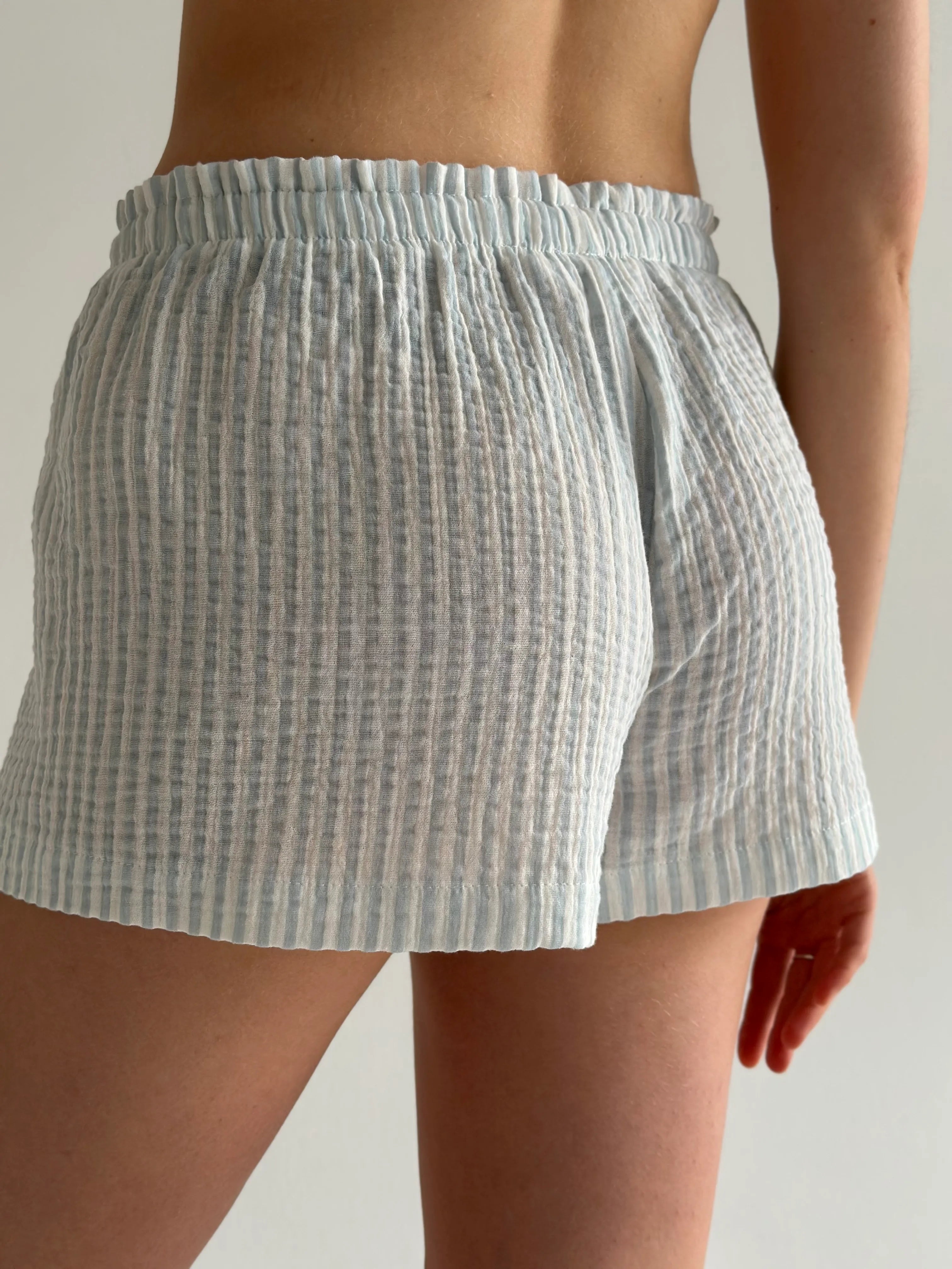 Mono shorts with a muslin gusset, striped, gray