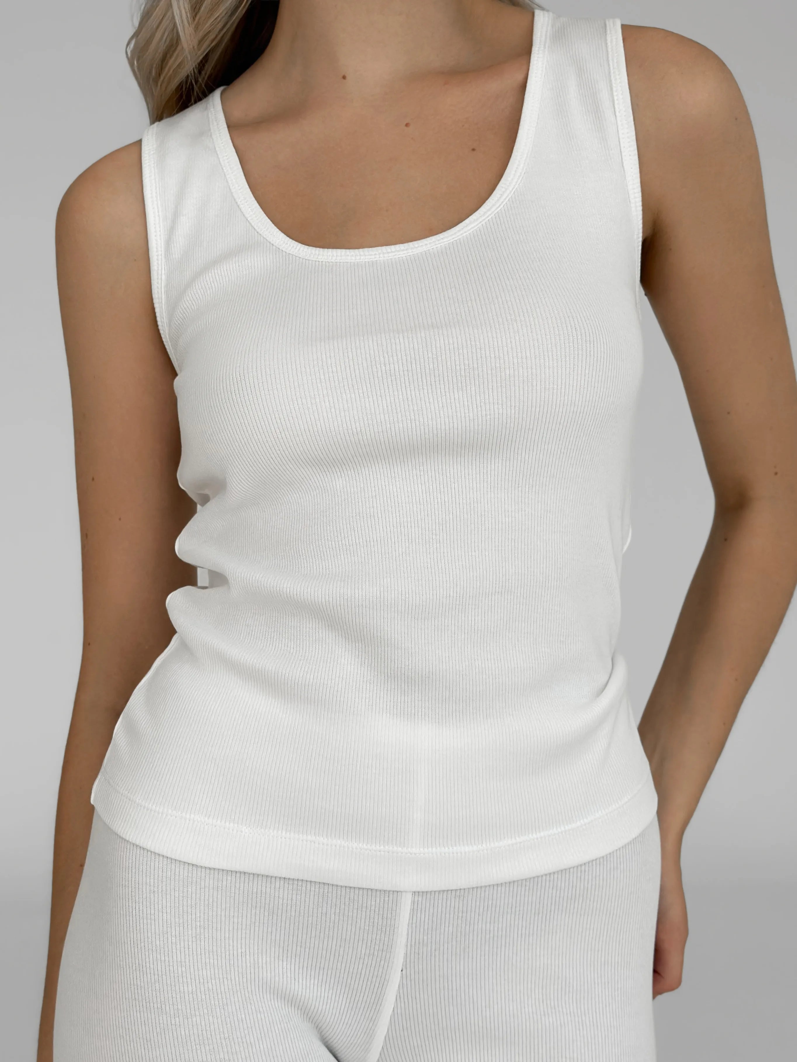 T-shirt ribbed knit milky