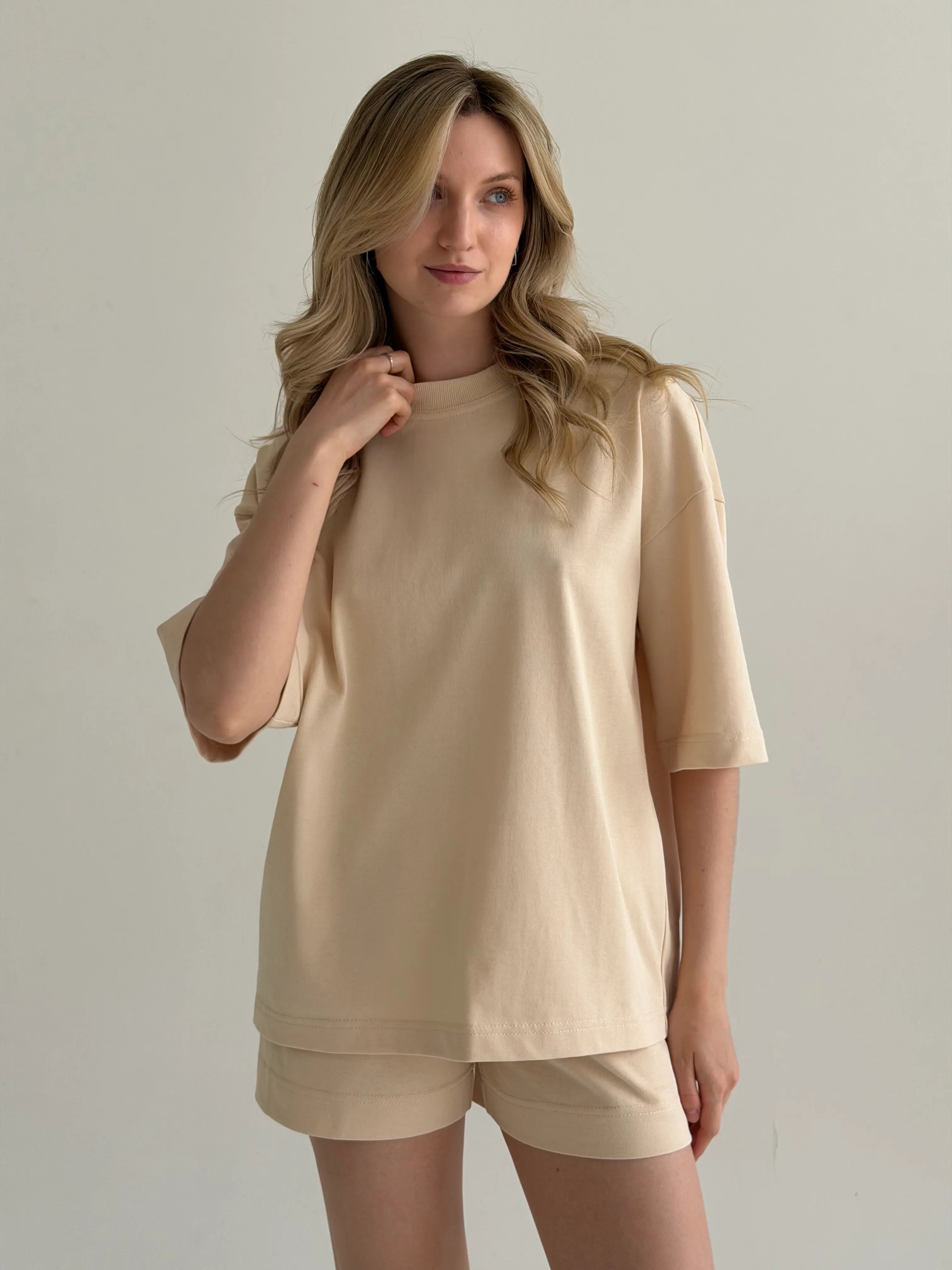 Knitwear Suit T-Shirt and Shorts beige
