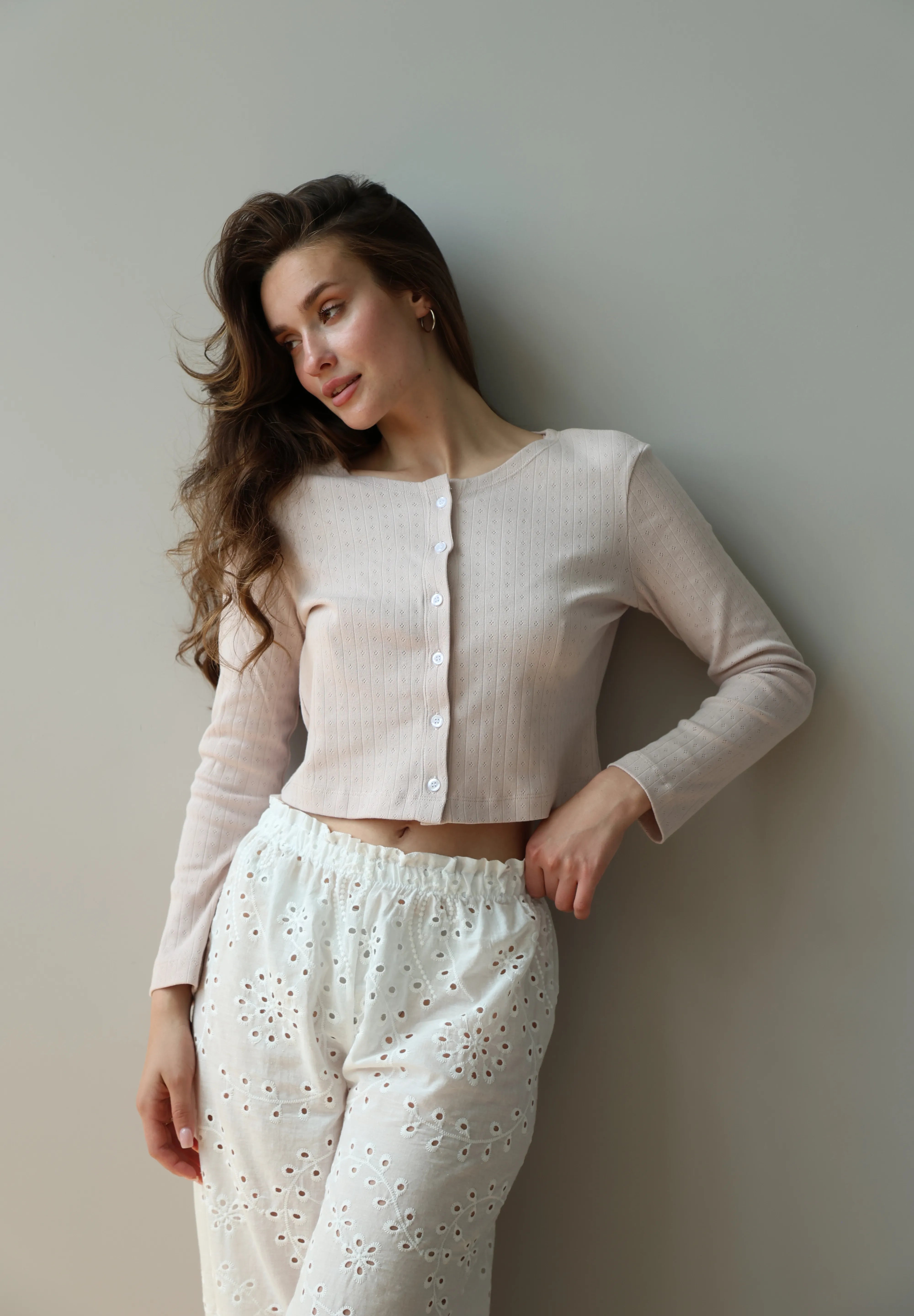 Pants Mono brocade openwork design "twig"