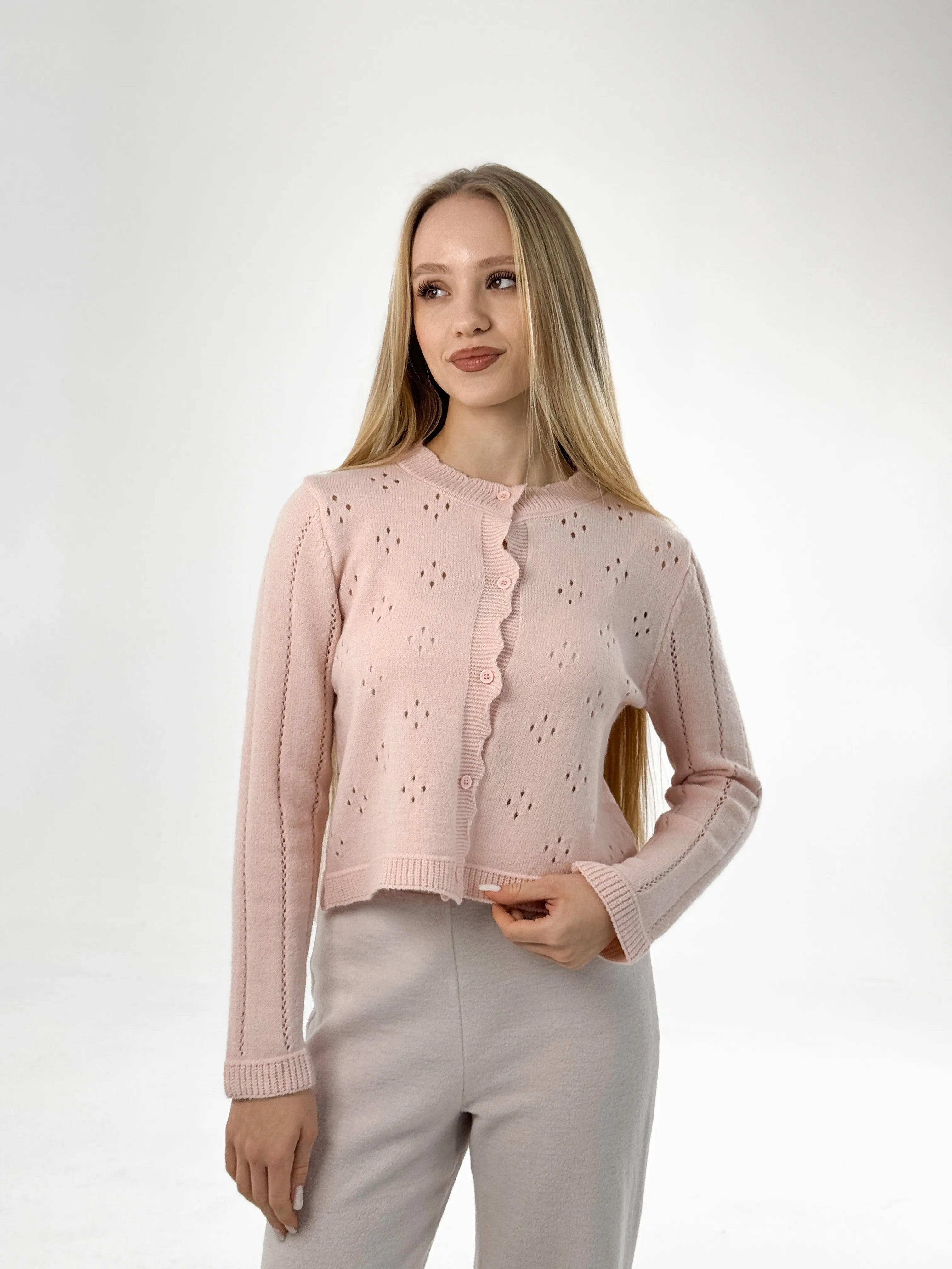 Soft cropped openwork cardigan pink