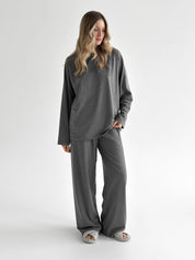 Knitwear Coolir set of long sleeves wide and pants anthracite