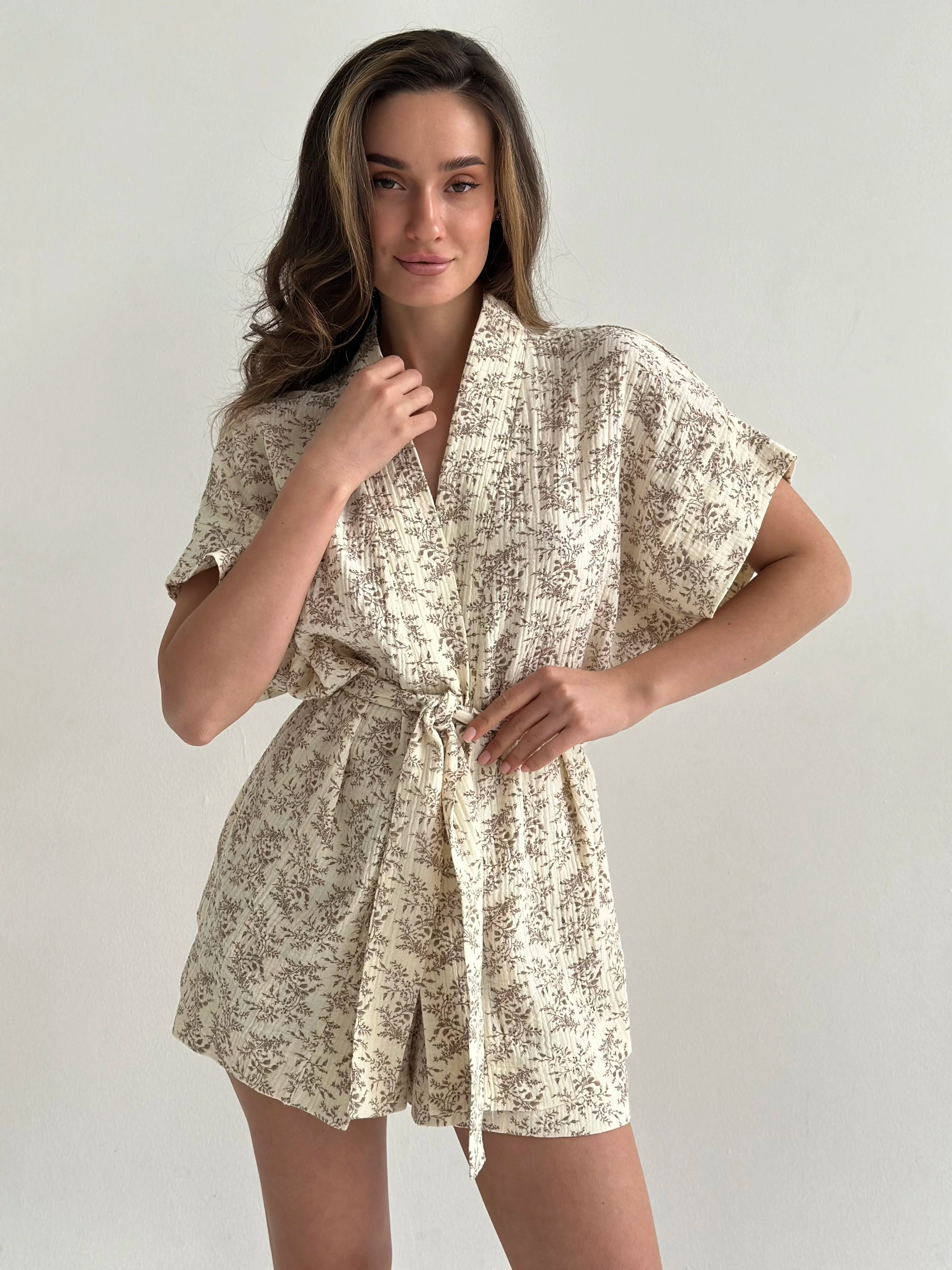 Muslin Kimono and Shorts Suit "Brown Wildflowers" on Ivory