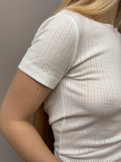 Ribbed T-shirt in milky color