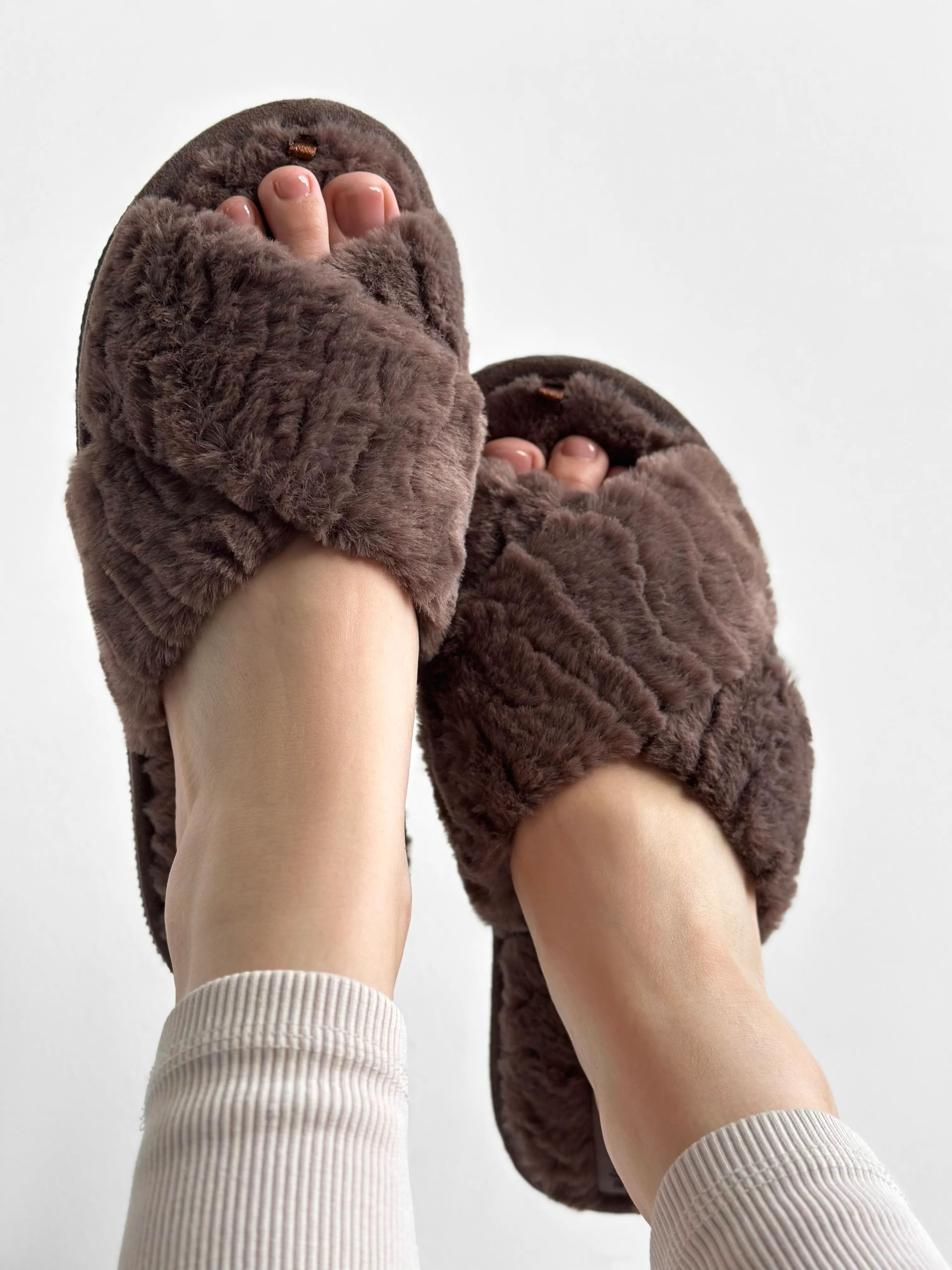 Women's HS fur slippers chocolate