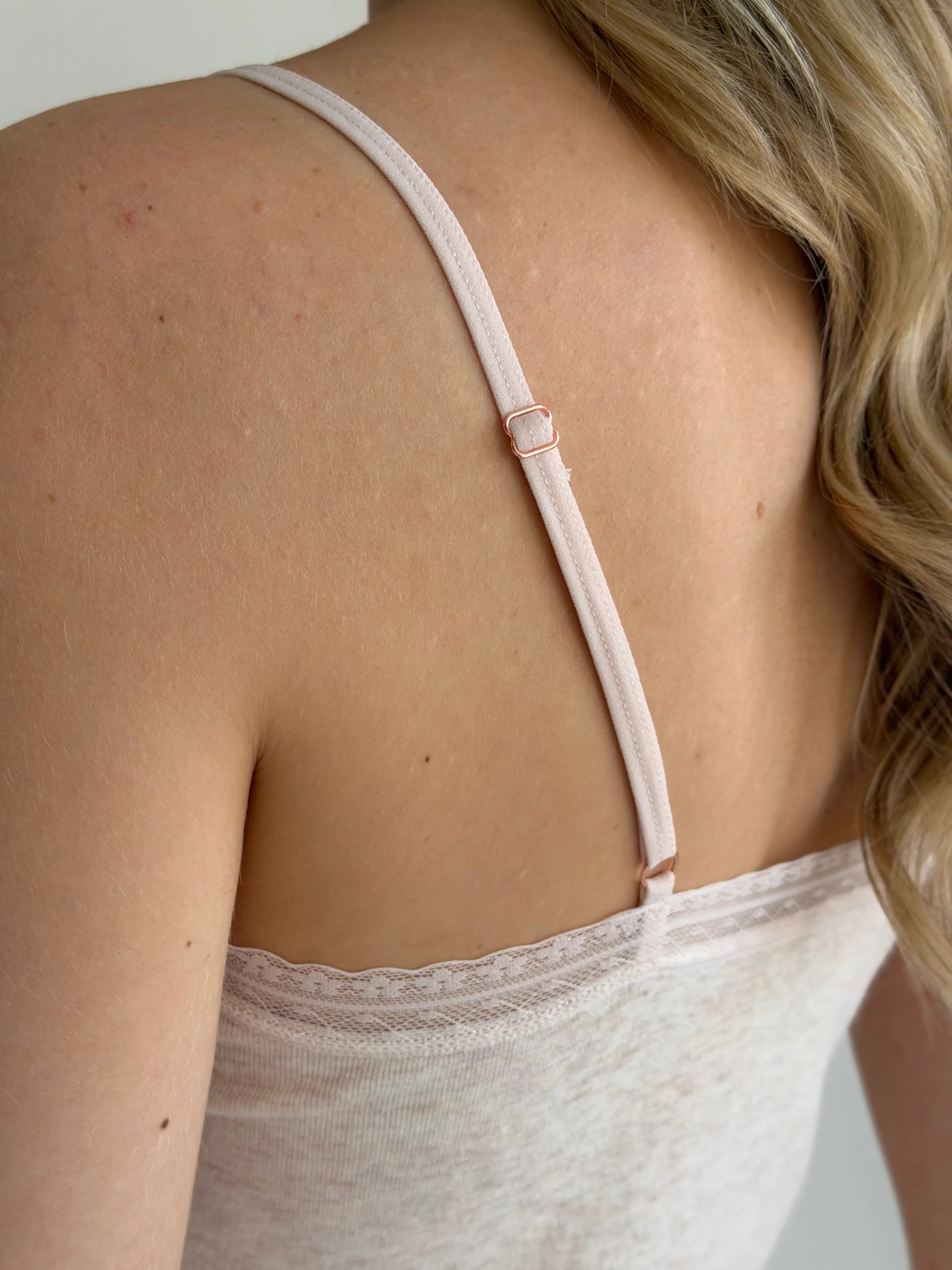 Set of viscose tank top and shorts with lace beige-pink