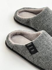 Men's elegant gray slippers