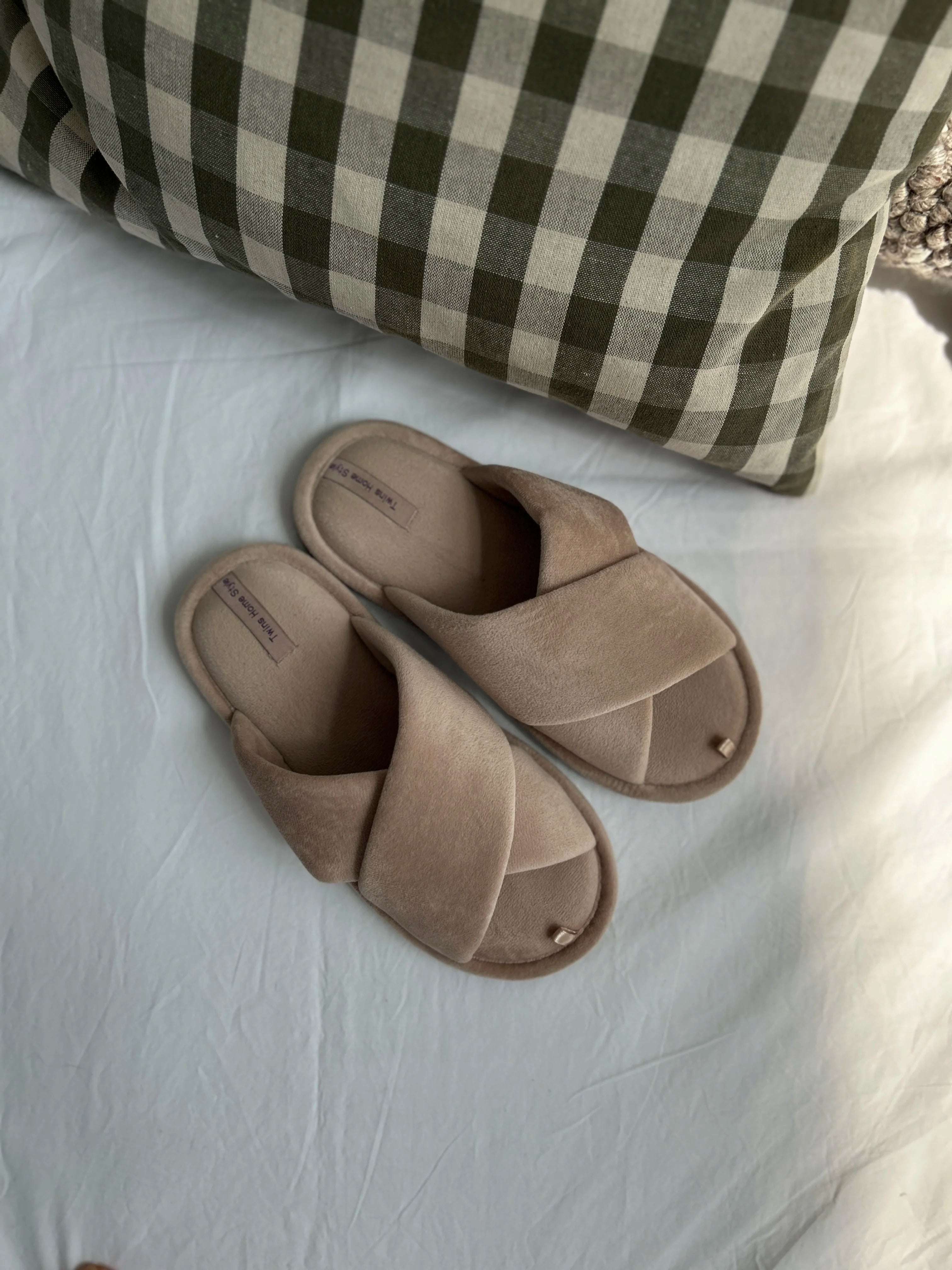 Women's slippers HS-VL velour Latte