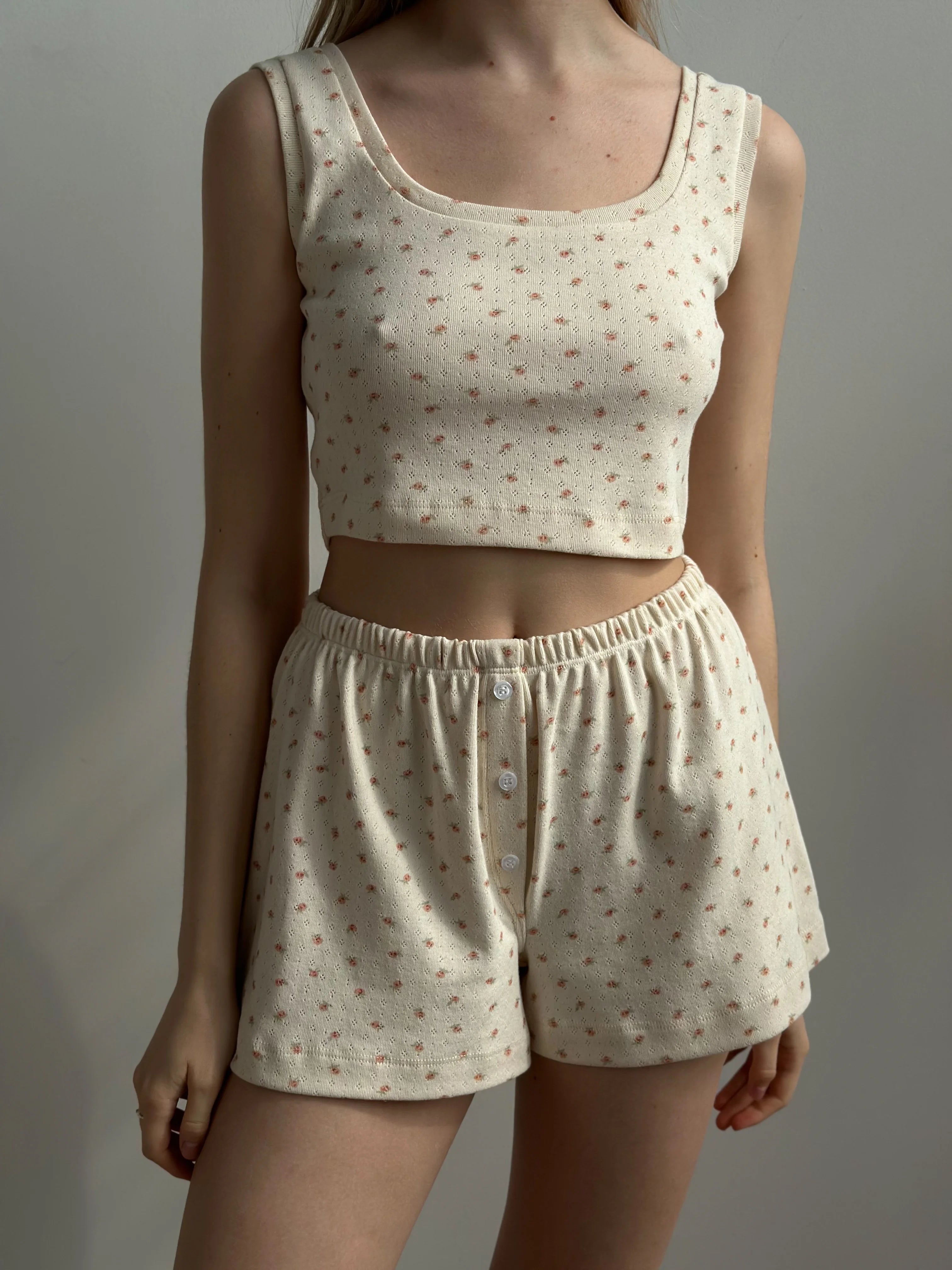 Ribbed top mini milky rose