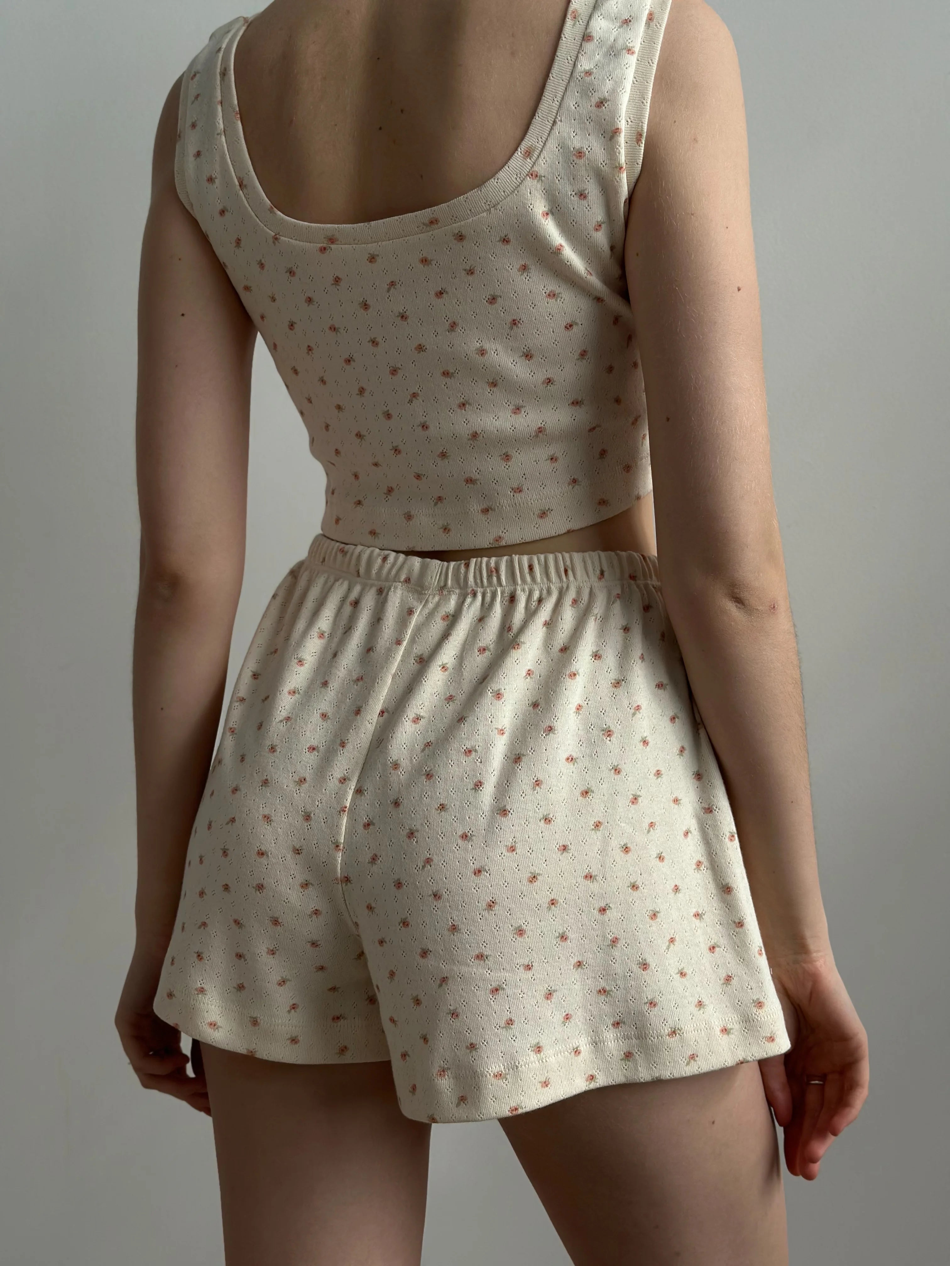 Ribbed top mini milky rose