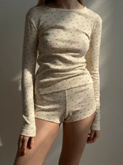 Ribbed mini shorts in milky rose