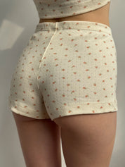 Ribbed mini shorts in milky rose