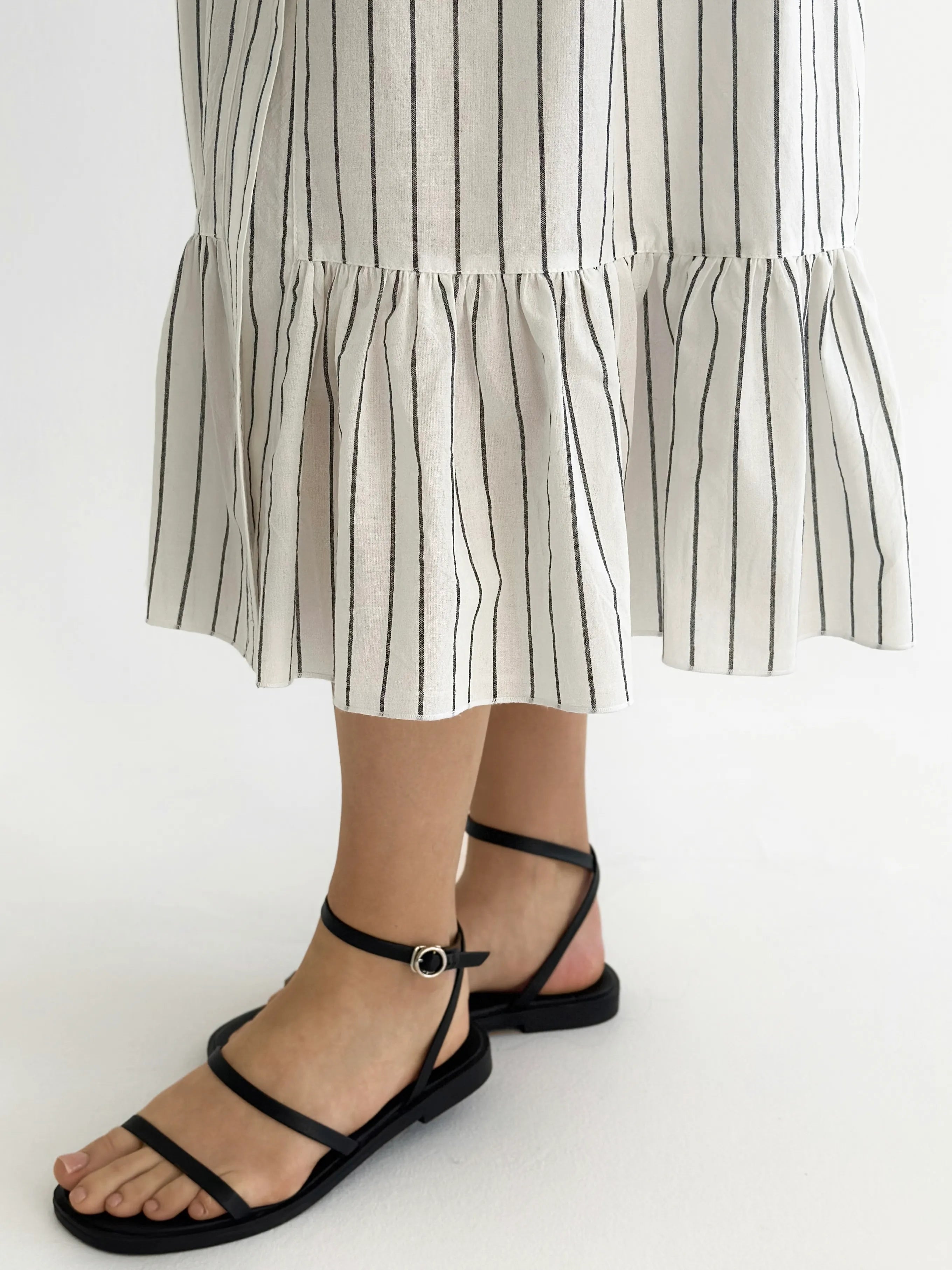 Wide striped cotton sundress with buttons, white/black