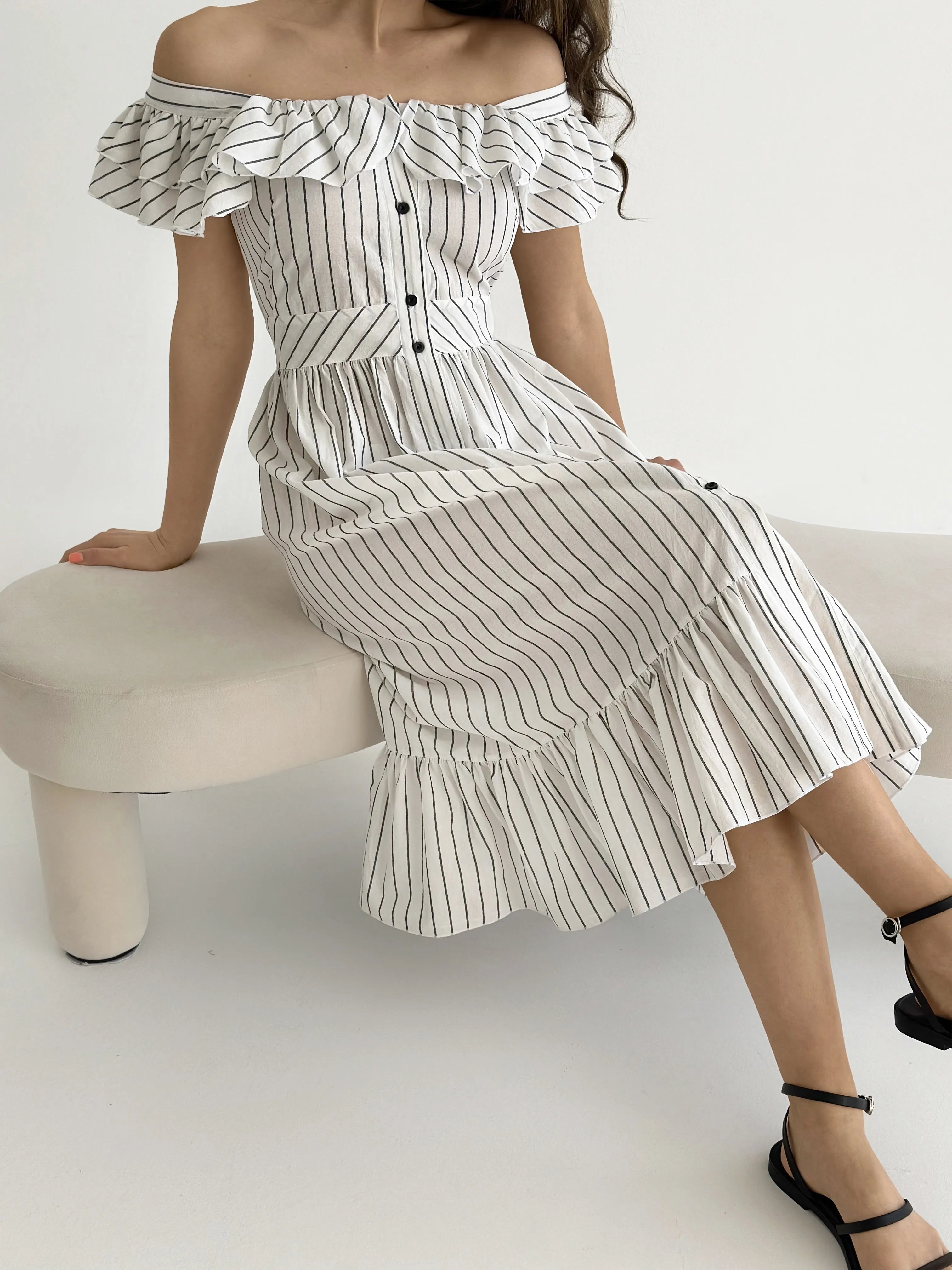 Wide striped cotton sundress with buttons, white/black