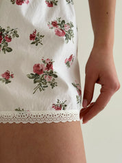Satin Shorts mono rose bush on milky