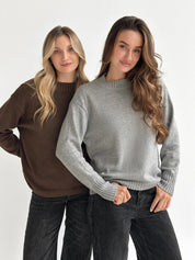 Knitted sweater brown