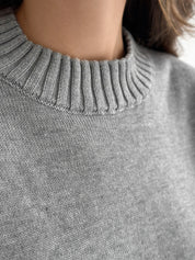 Knitted sweater gray