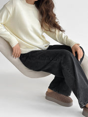 Knitted sweater milky