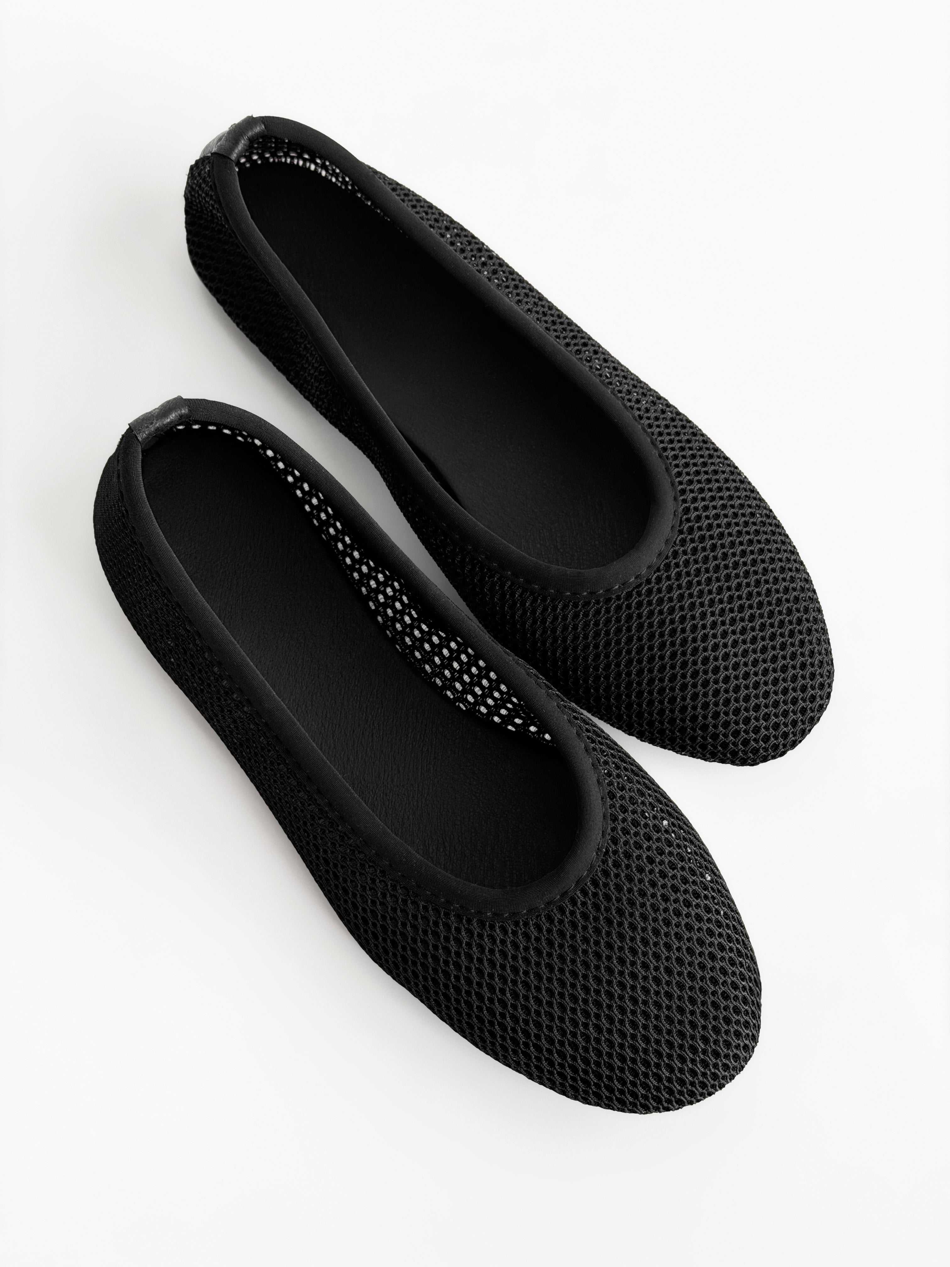 Women's ballet flats, mesh, black with PVC diving trim