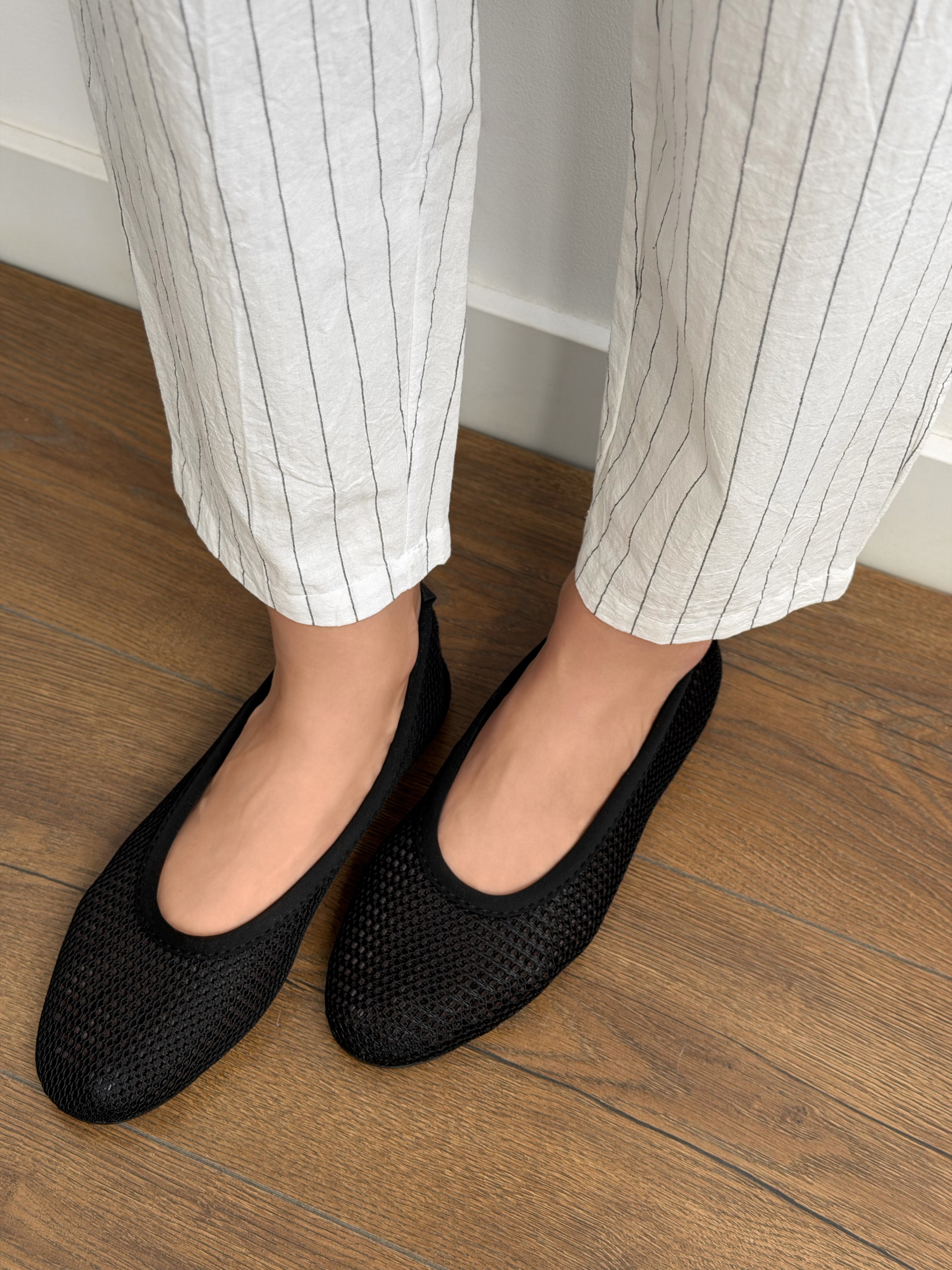 Women's ballet flats, mesh, black with PVC diving trim