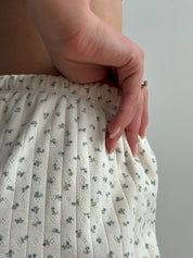 Ribbed shorts with a blue flower