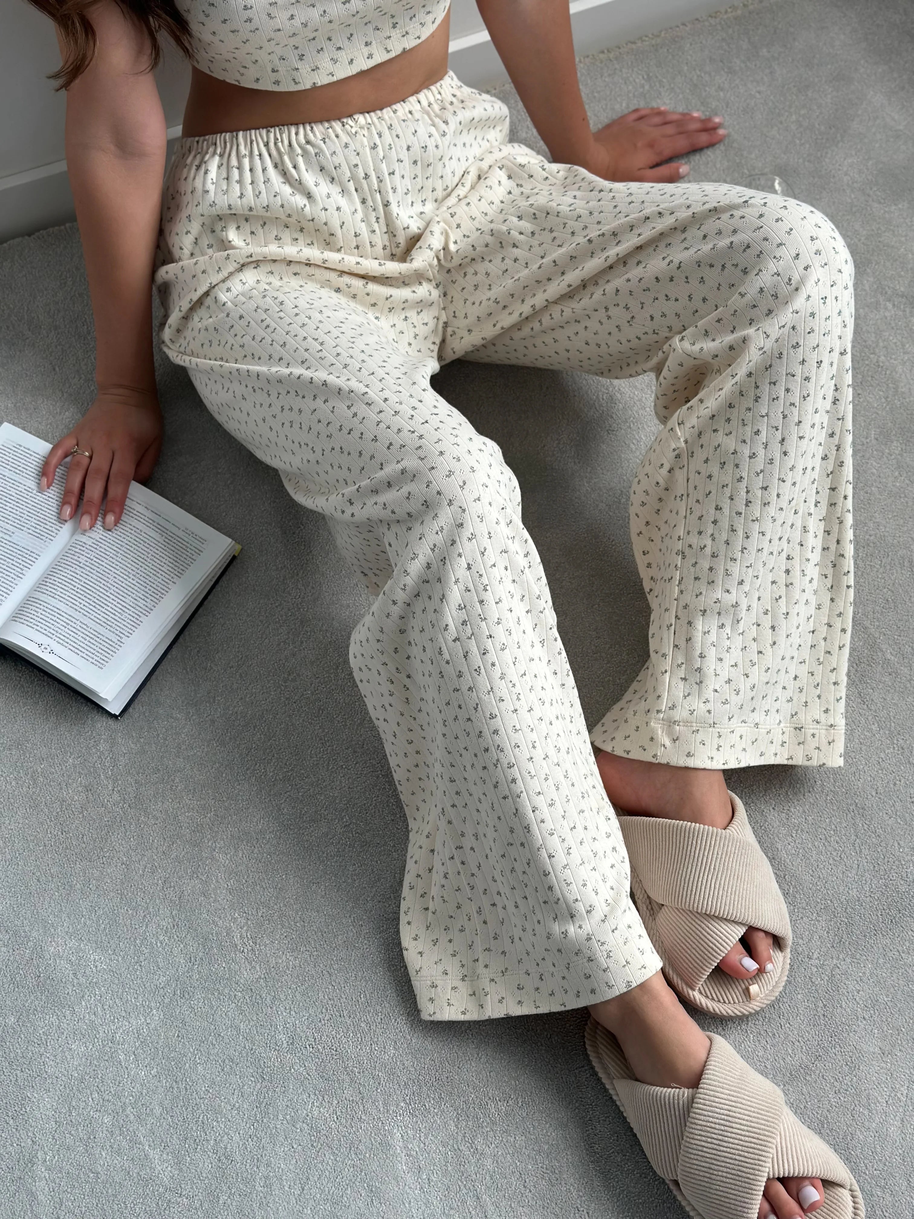 Ribbed wide pants blue flower