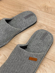Men's slippers HS-OZ elegant gray