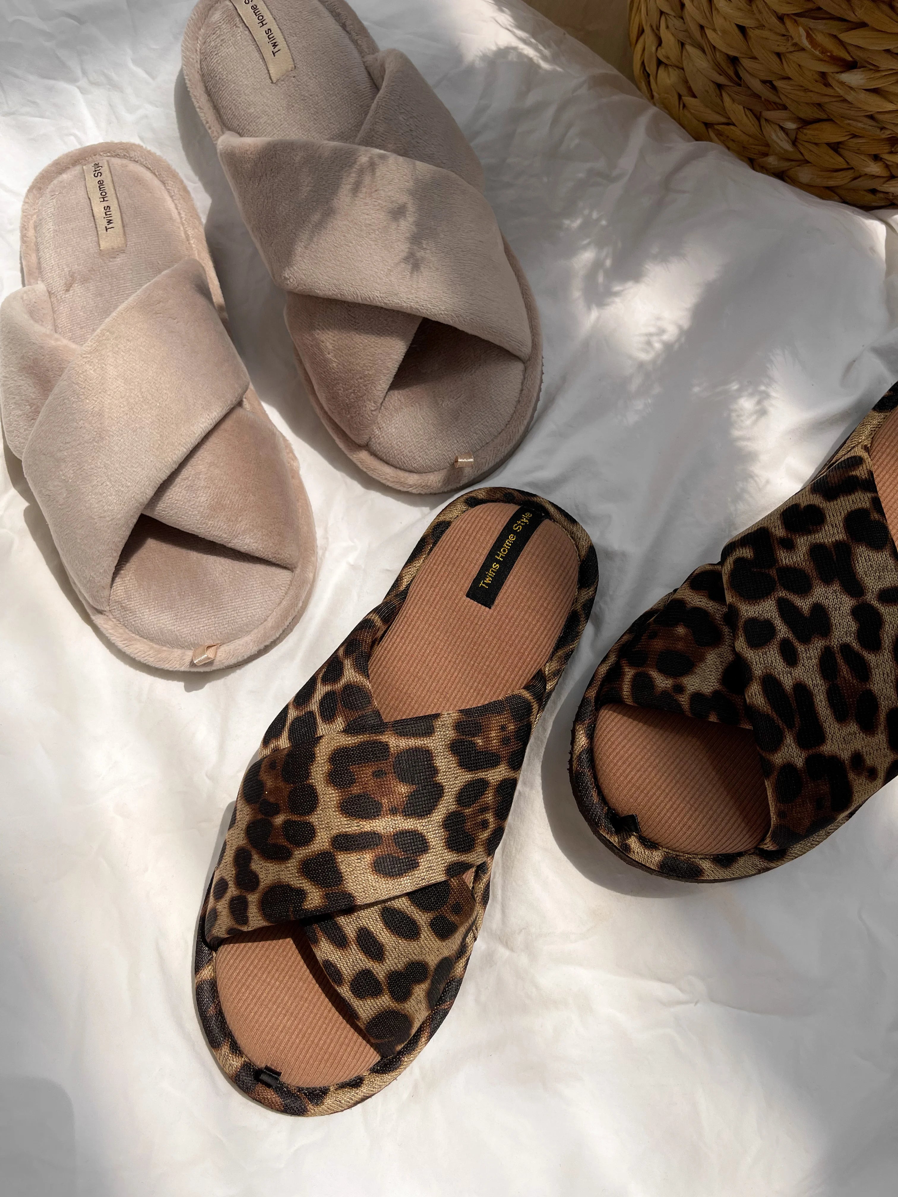 Women's slippers HS-VL velour Latte