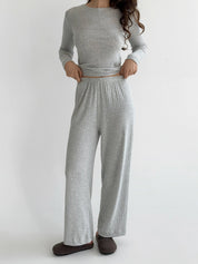 Ribana knitted suit, wide pants and long sleeves, light gray