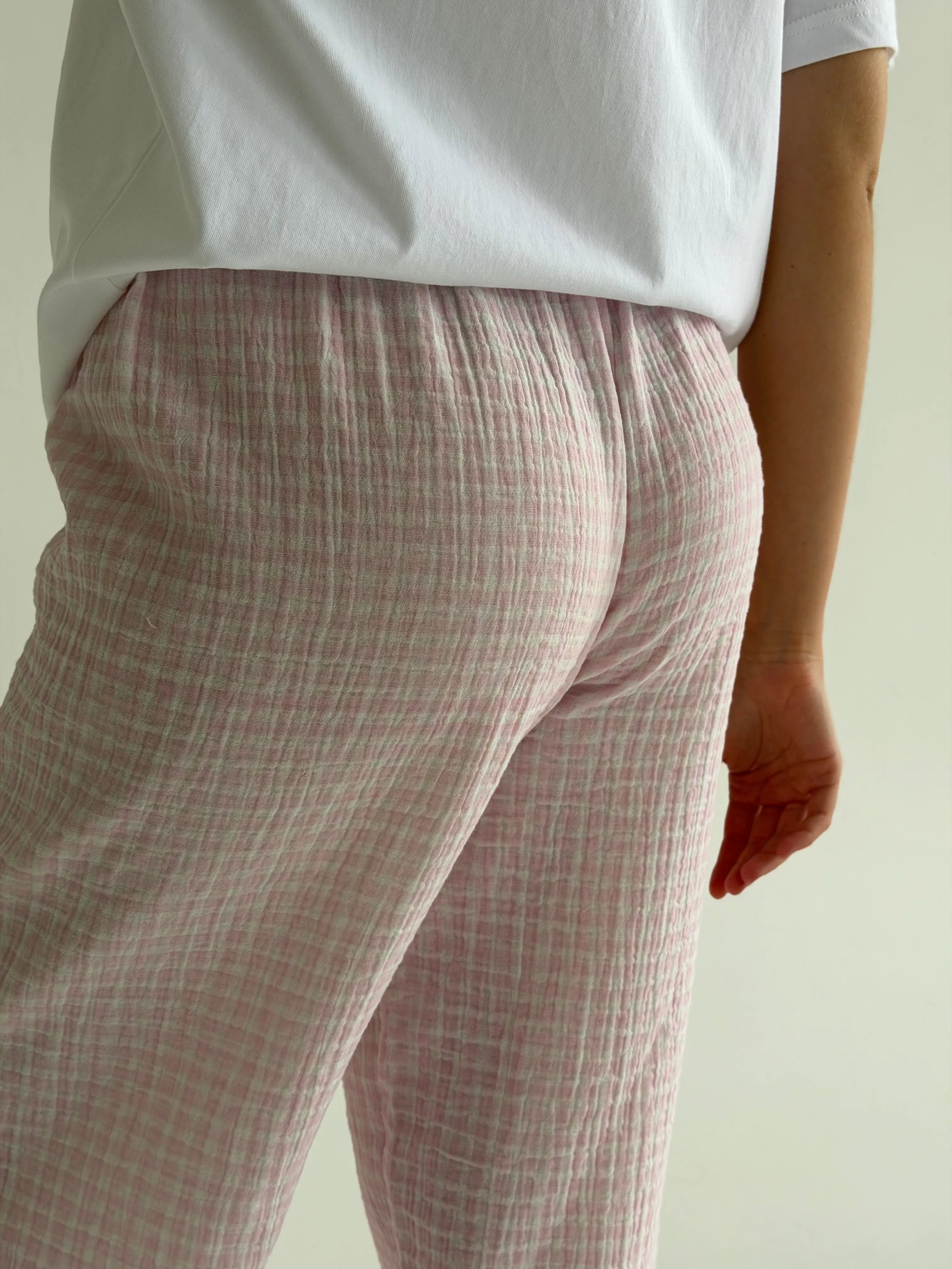 Set of jersey t-shirt and muslin pants, pink check on milky