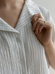 Muslin 2-layer shorts + striped shirt gray suit