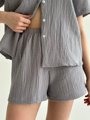 Muslin set 2-layer short-sleeved shirt and shorts gray