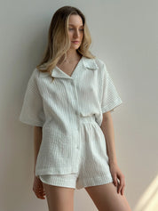 Muslin 2-layer shorts + striped shirt gray suit