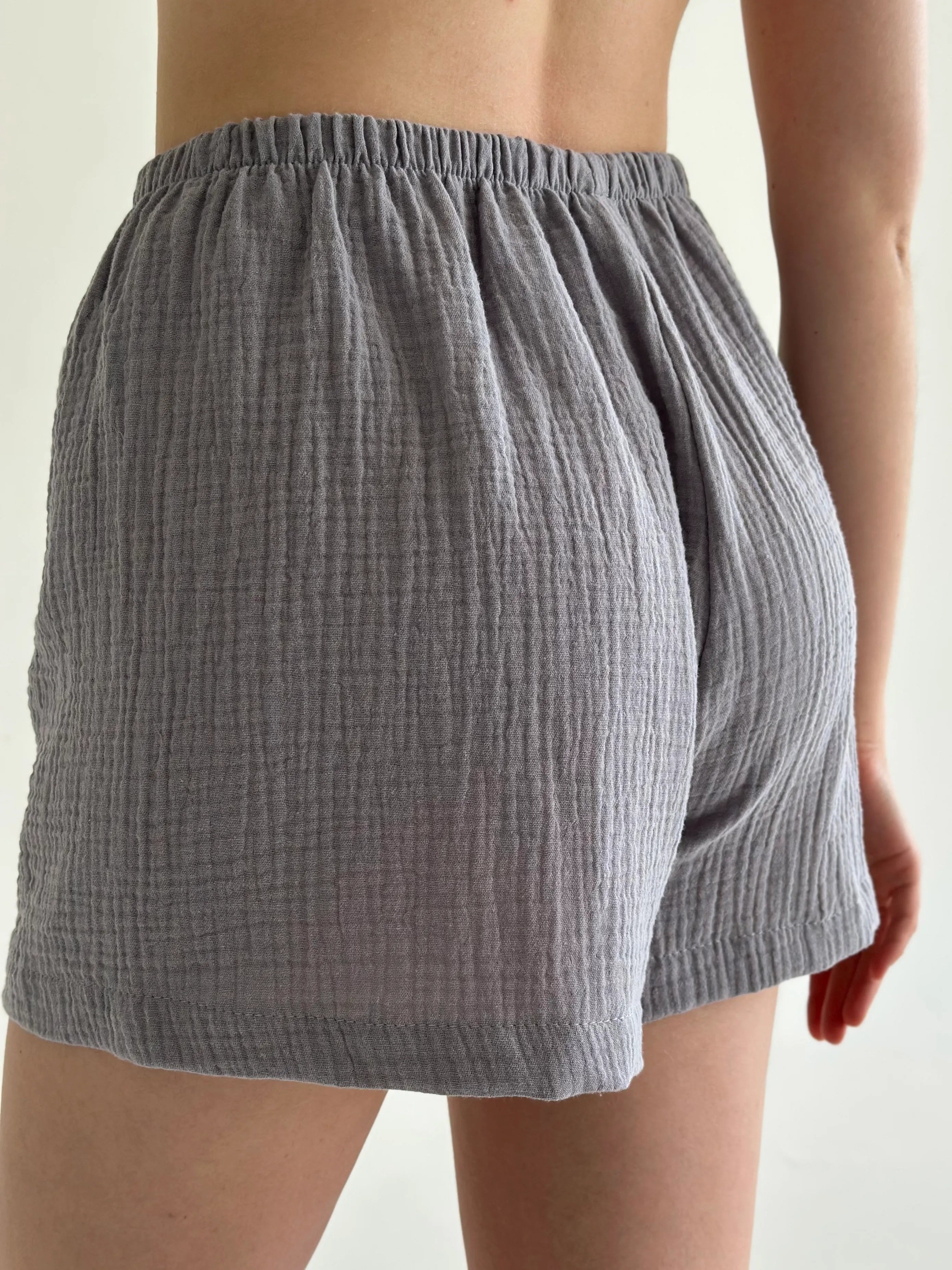 Muslin set 2-layer short-sleeved shirt and shorts gray