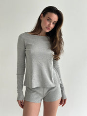 Knitwear Longsleeve suit and mini shorts gray