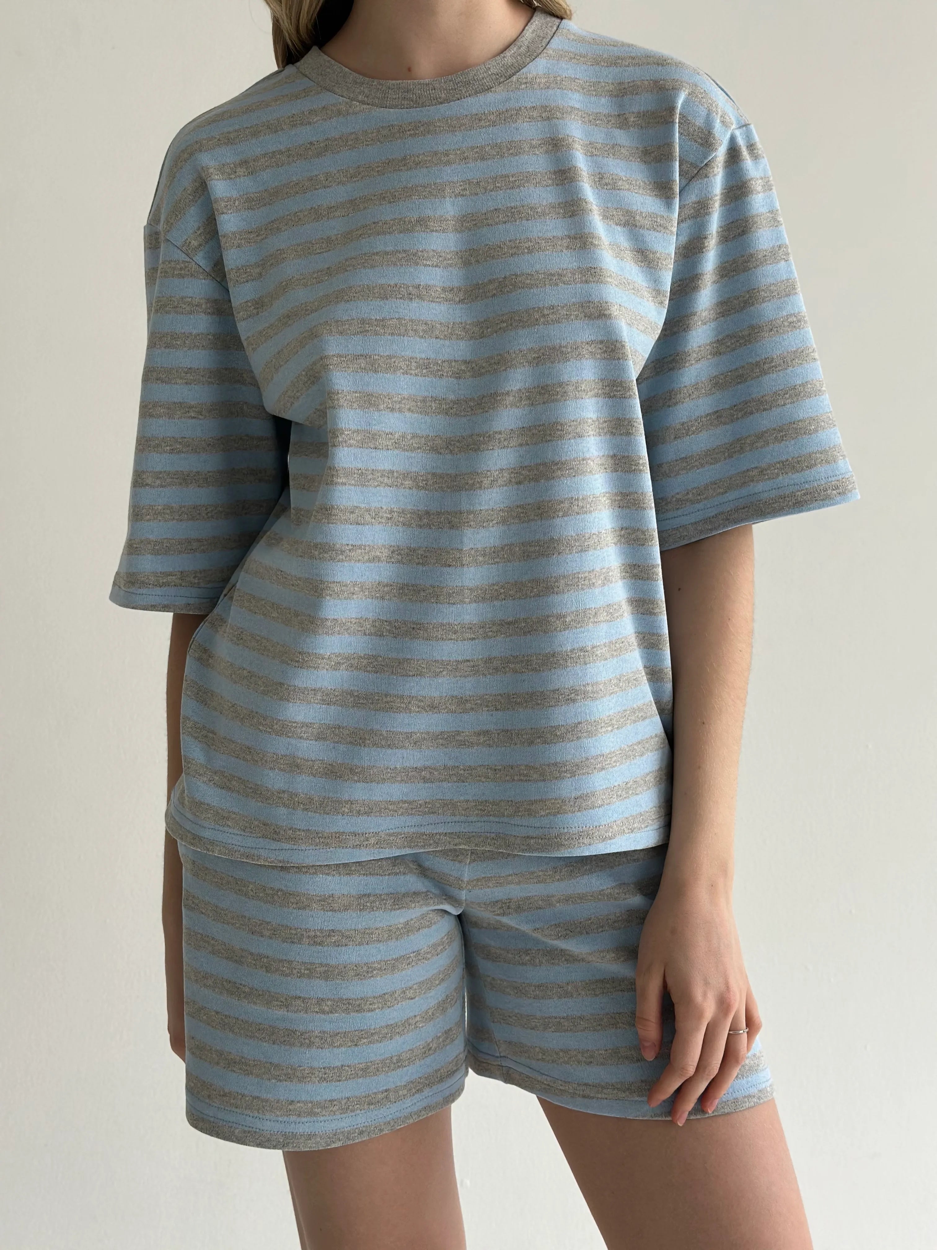 Striped jersey T-shirt and shorts suit grey/light blue