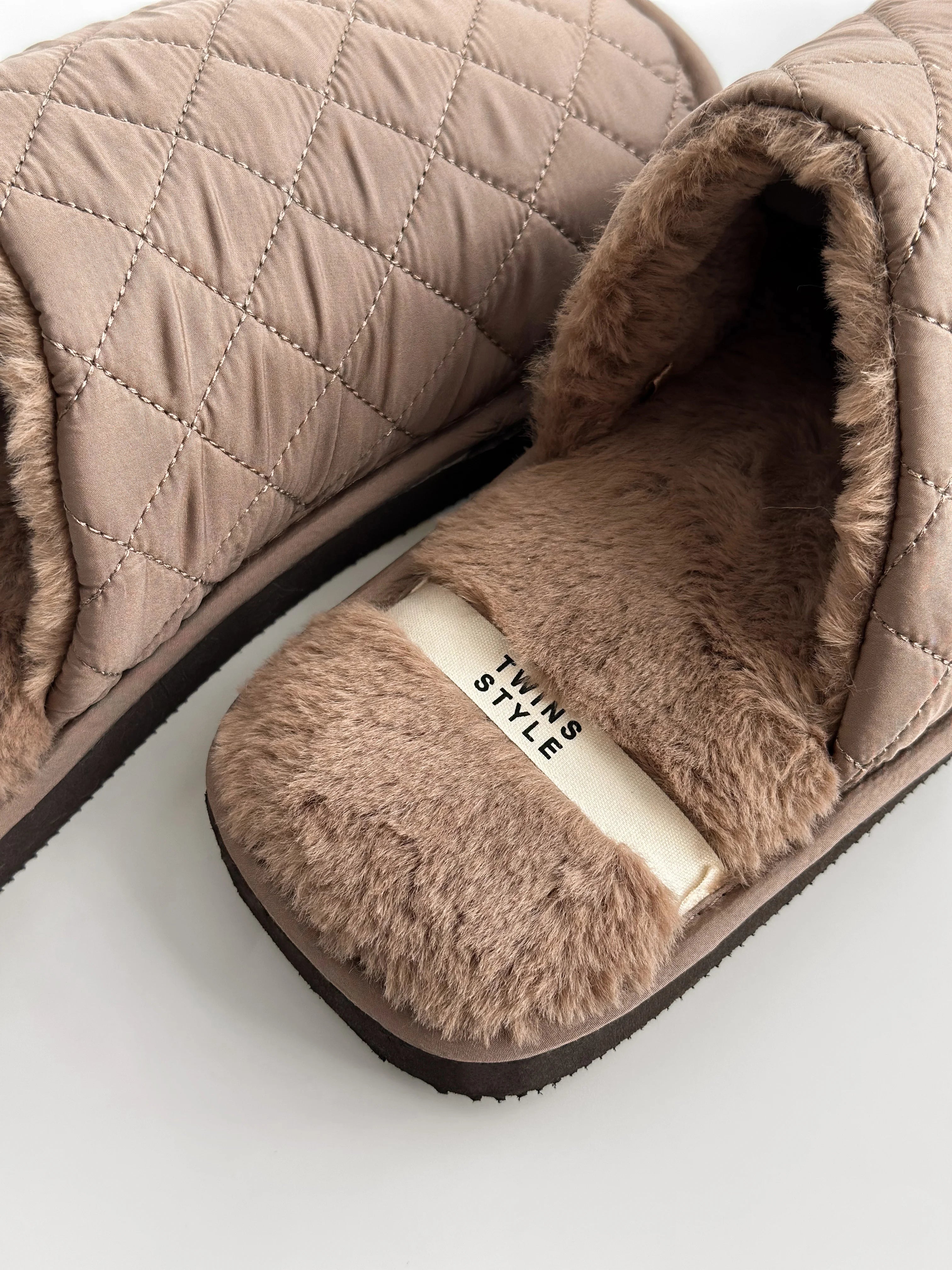 Men's slippers HS-LUX quilted brown