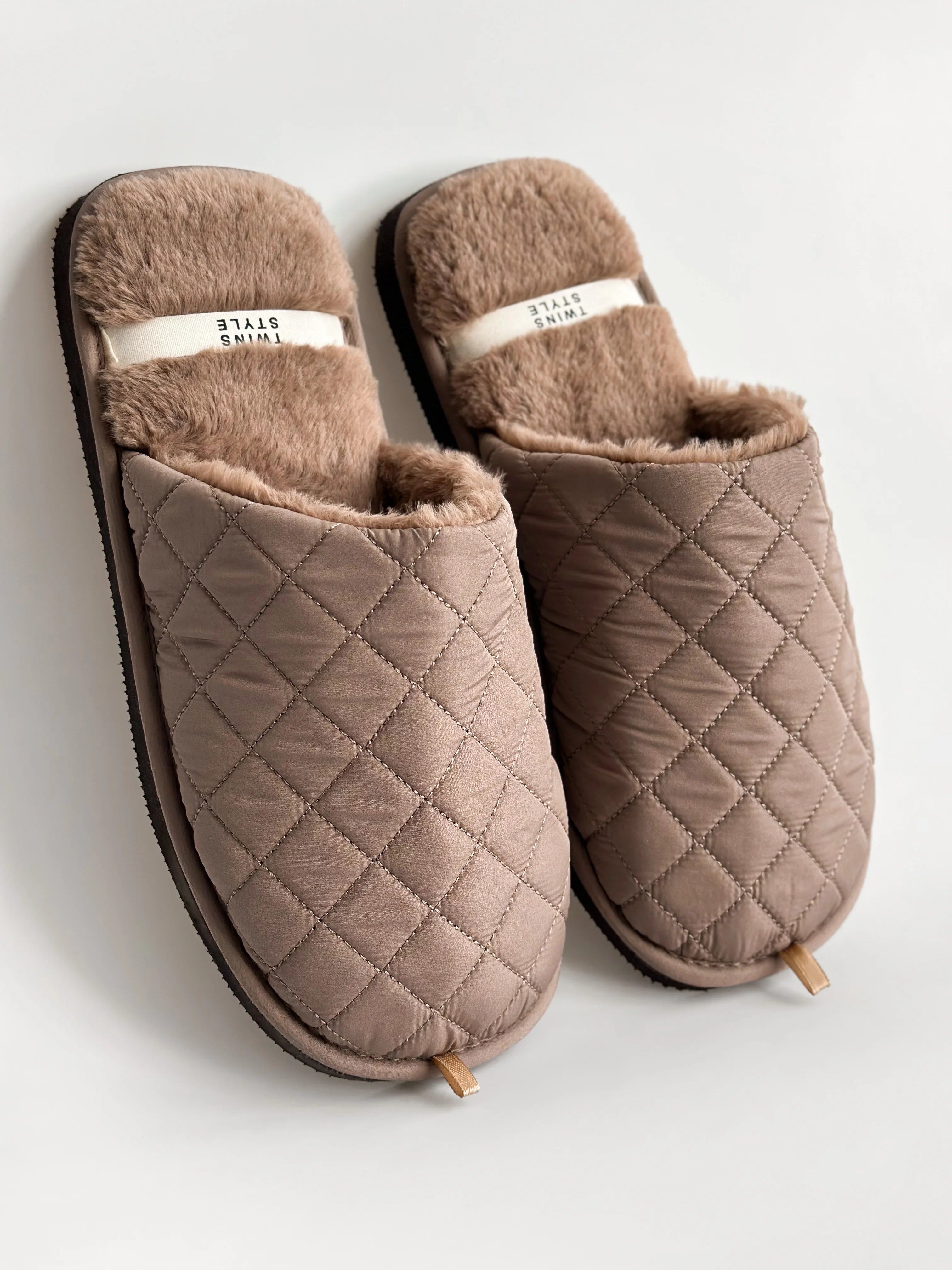Men's slippers HS-LUX quilted brown