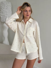Long sleeve shirt and muslin shorts suit, large black polka dots on milky