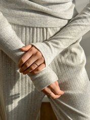 Ribbed longsleeve light gray (without button)