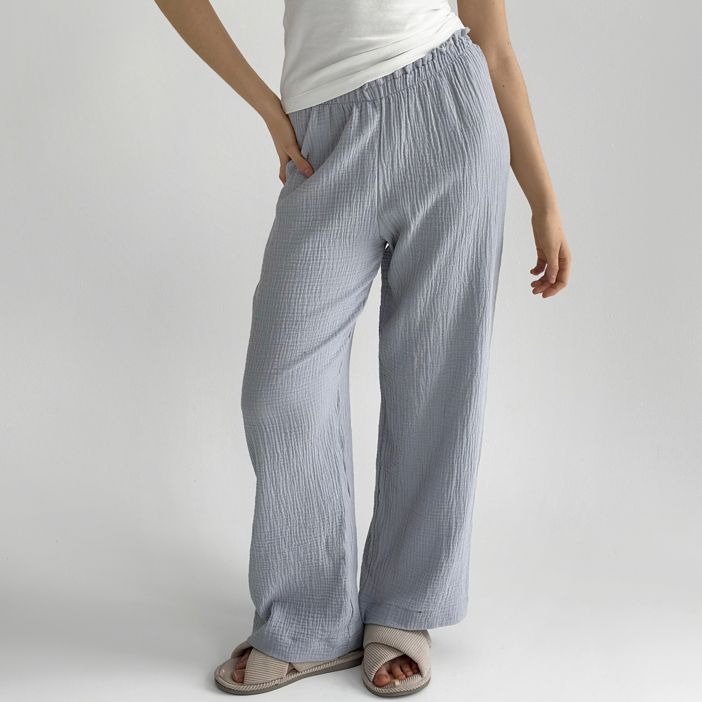 Muslin Pants Mono gray 2-ply.
