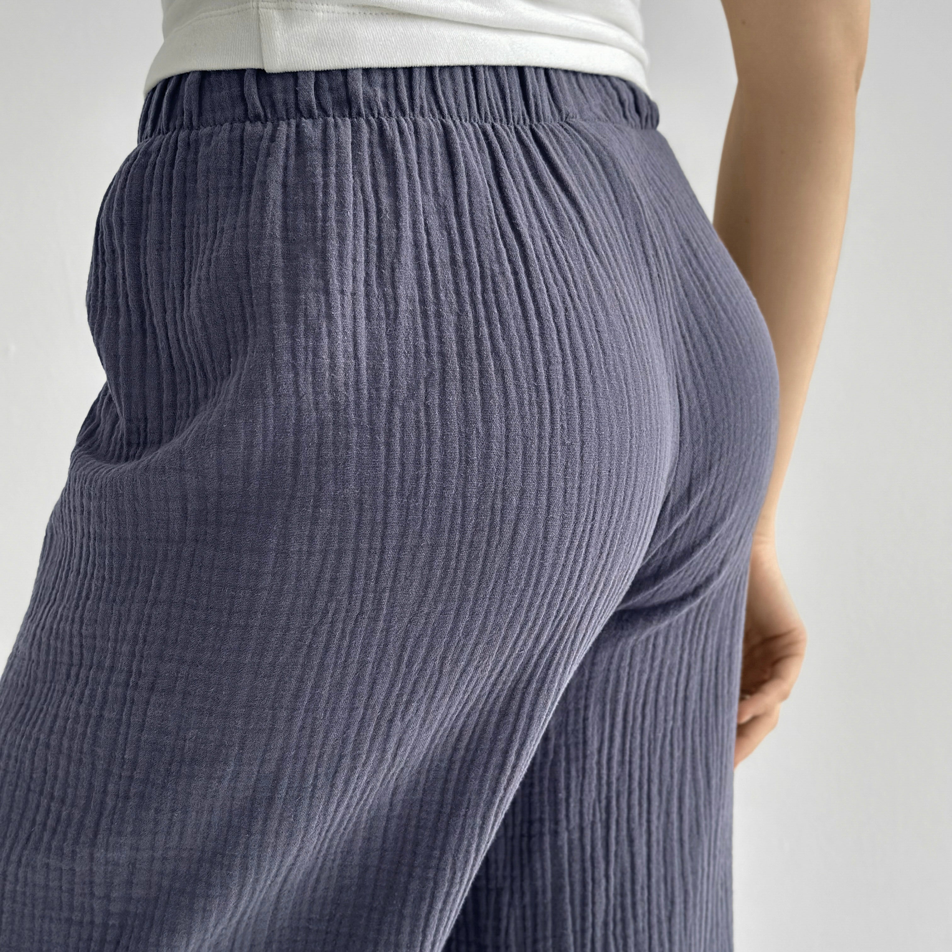 Muslin Pants Mono light blue 2-ply.