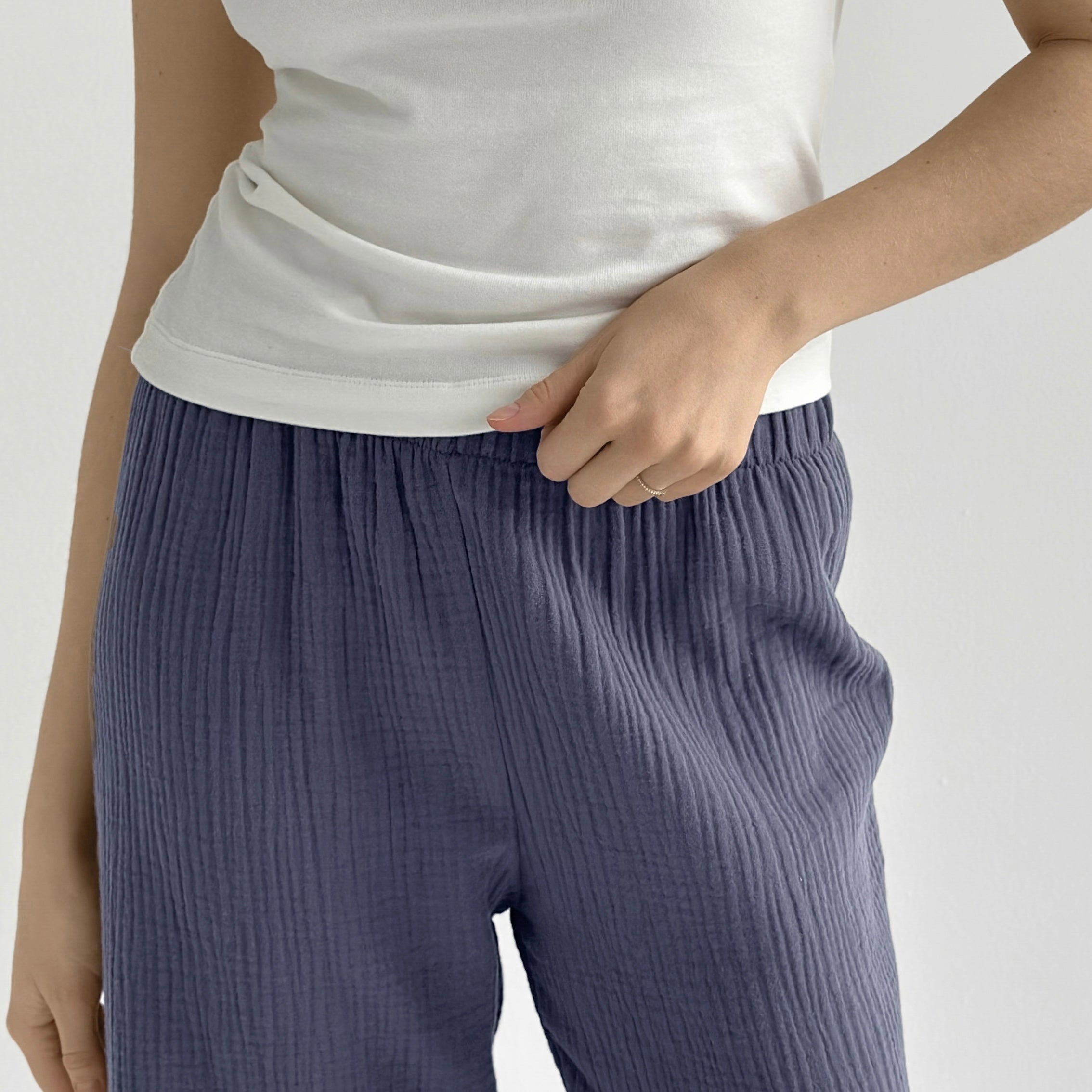 Muslin Pants Mono light blue 2-ply.